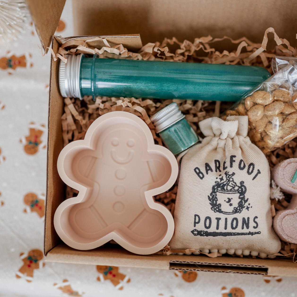 Gingerbread Potion Kit